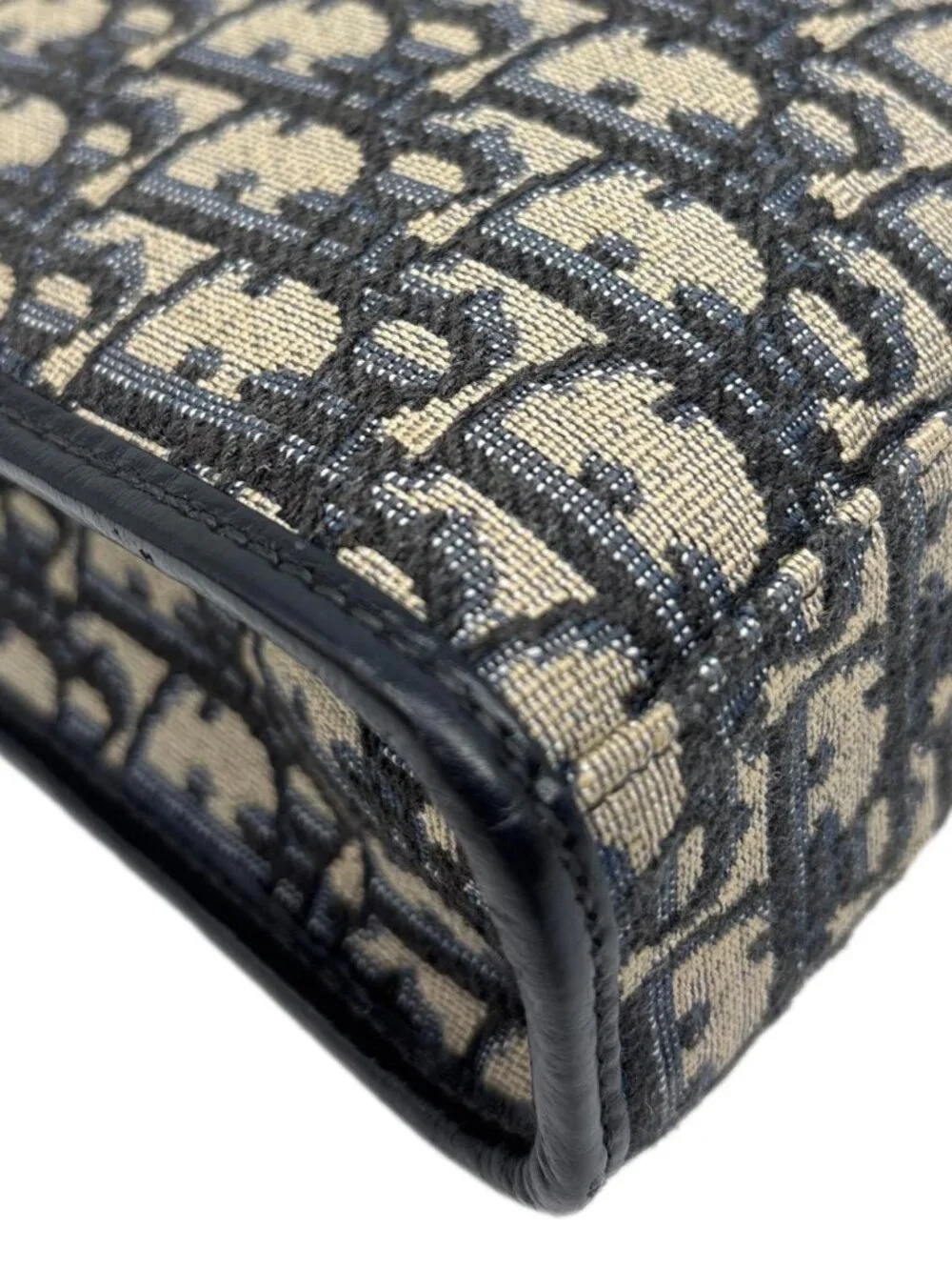 Dior item details